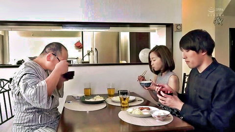 Yuu Shinoda dines with husband and father-in-law in JAV incest setup