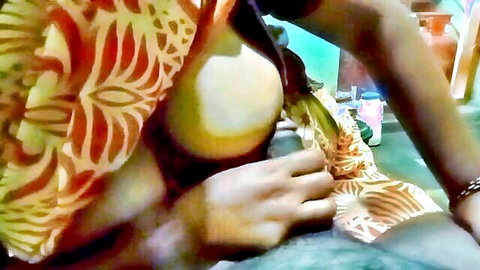 Indian Tamil aunty exposes big breast with plantain in saree