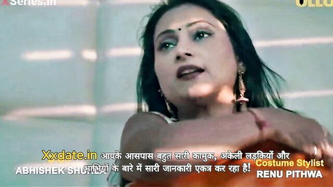 Seductive Indian bhabhi Rashmi in sheer saree, teasing pose