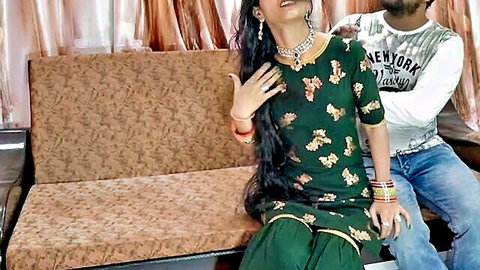 Priya in green salwar kameez intimate with Shohar, Eid special tease