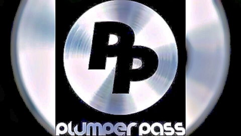 Plumper Pass BBW porn logo with stylized Pp disc for huge tits plump ass videos