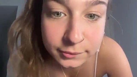 Blonde elenahere4u webcam girl closeup smile, sexy amateur model