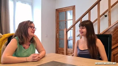 Clara G. in green top for Jacquie Et Michel TV intimate interview